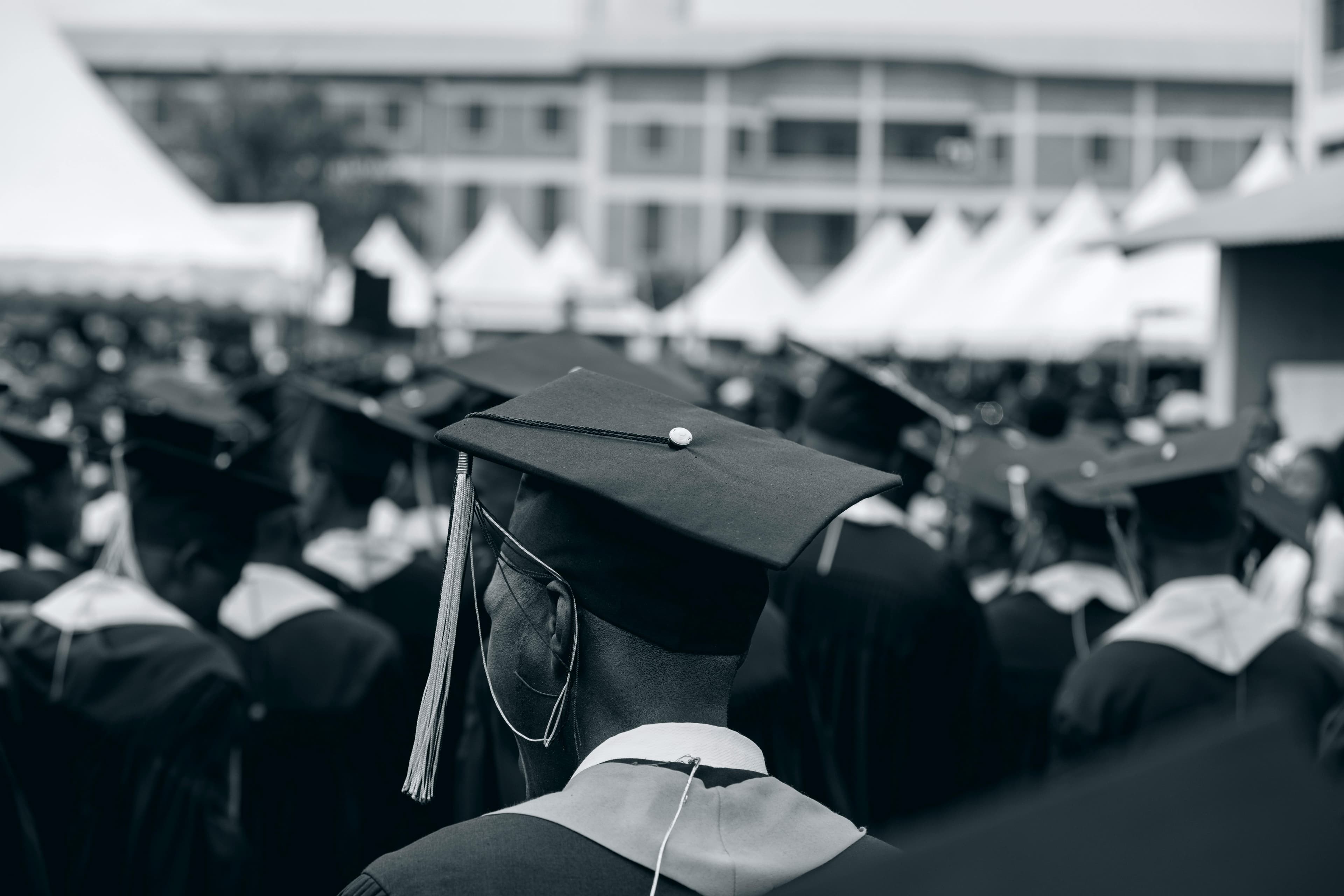 Why a Vision Board Is the Best Graduation Gift You've Never Thought Of